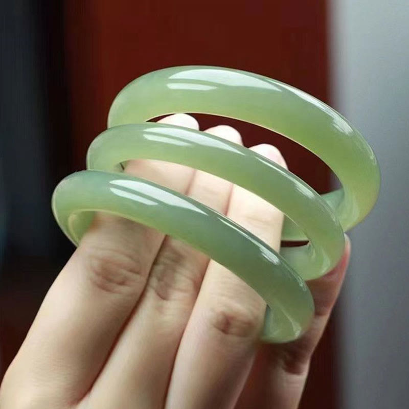 Bracelet jonc Foviel en jade naturel blanc et vert, symbole de chance et de prospérité
