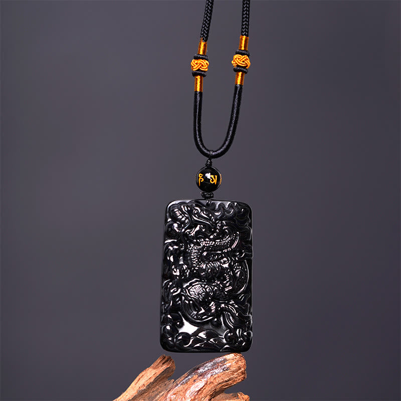 Pendentif collier Foviel en obsidienne noire naturelle rectangulaire gravé d'un dragon pour le succès