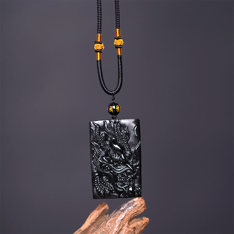 Pendentif collier Foviel en obsidienne noire naturelle rectangulaire gravé d'un dragon pour le succès