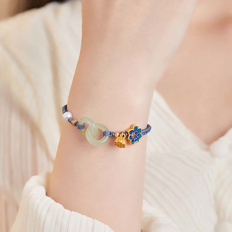 Bracelet porte-bonheur tressé avec boucle de paix en jade de Hetian Foviel motif lotus