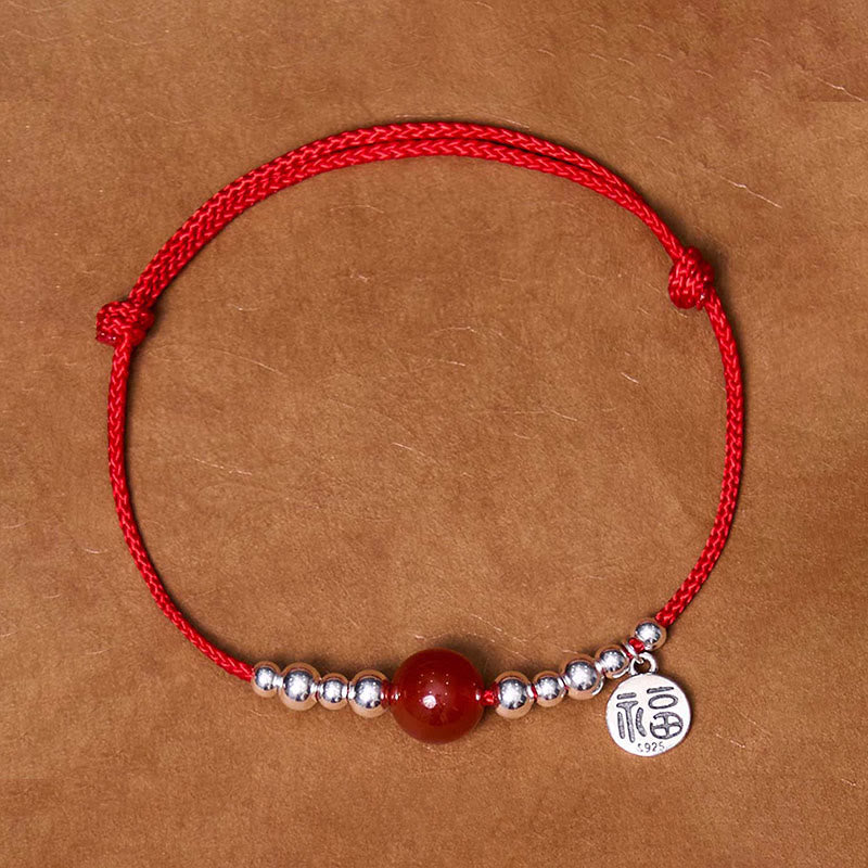 Bracelet Foviel tressé ultra-fin en corde rouge avec caractère « Fu » en argent sterling 925 fait main et agate rouge