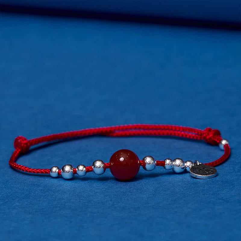 Bracelet Foviel tressé ultra-fin en corde rouge avec caractère « Fu » en argent sterling 925 fait main et agate rouge