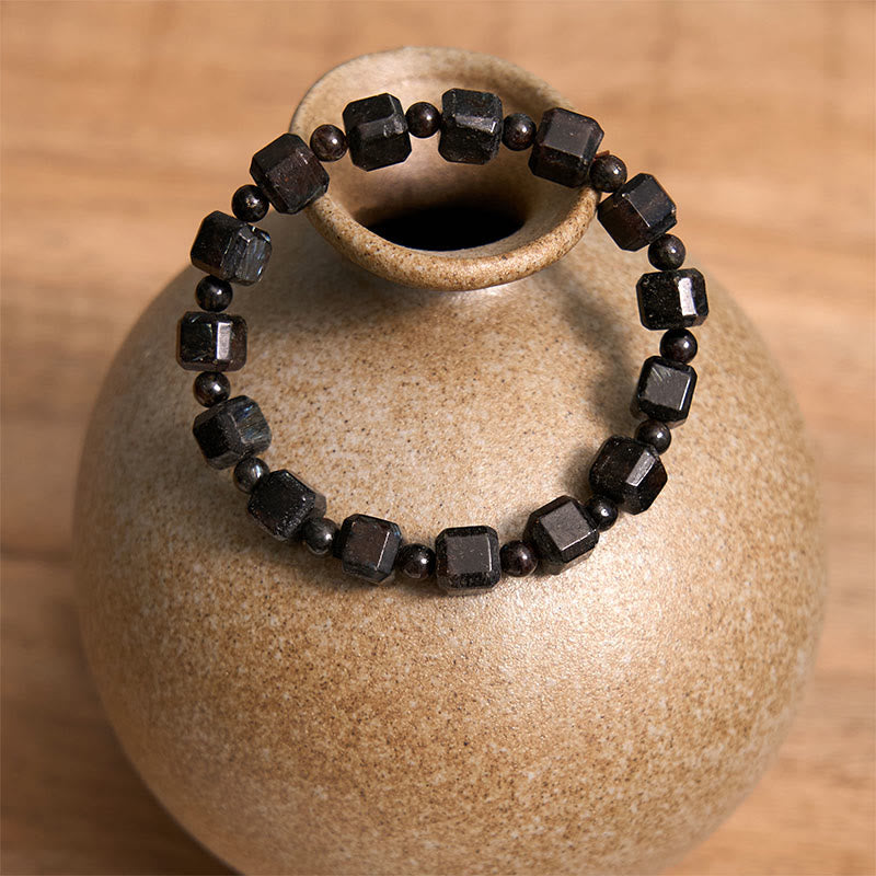 Bracelet de transformation en astrophyllite Foviel