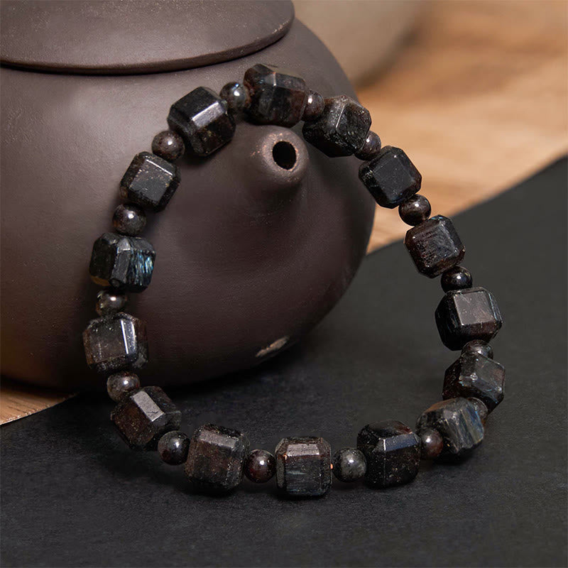Bracelet de transformation en astrophyllite Foviel