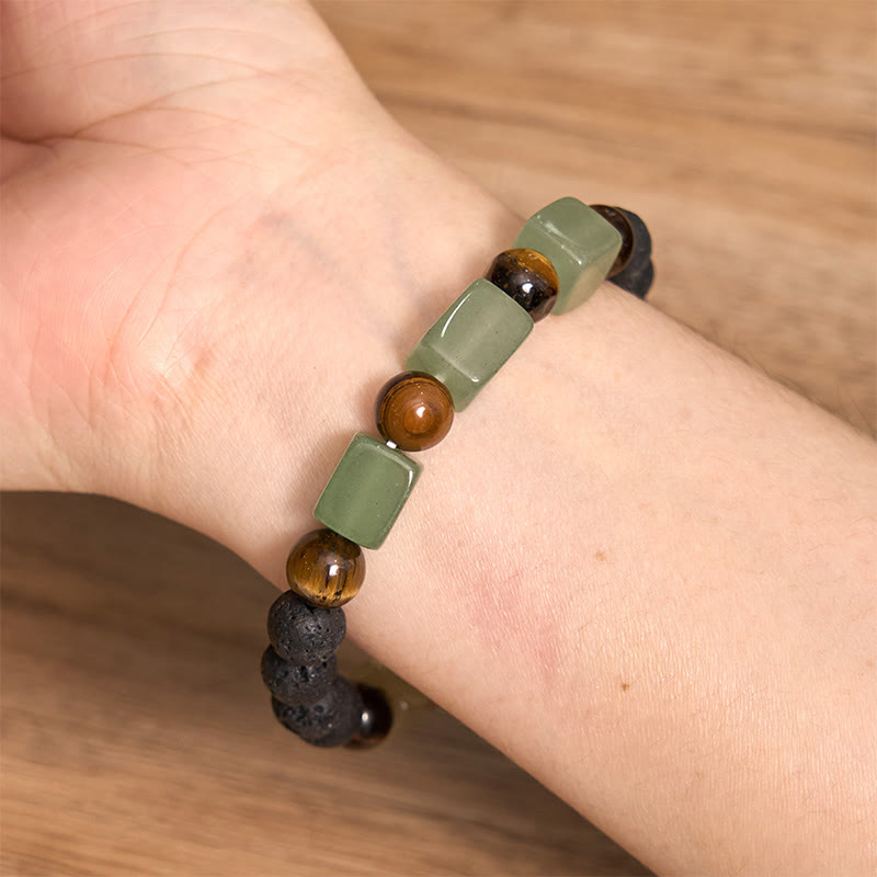 Bracelet calme en pierre de lave et cristaux variés Foviel