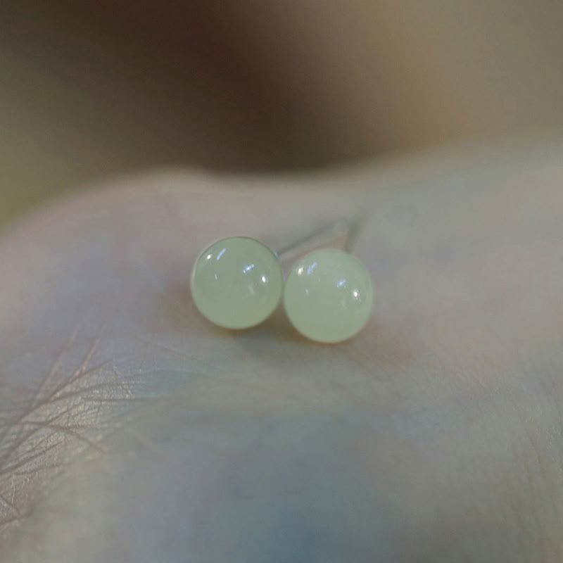 Boucles d'oreilles puces Foviel en jade rond et perlé porte-bonheur