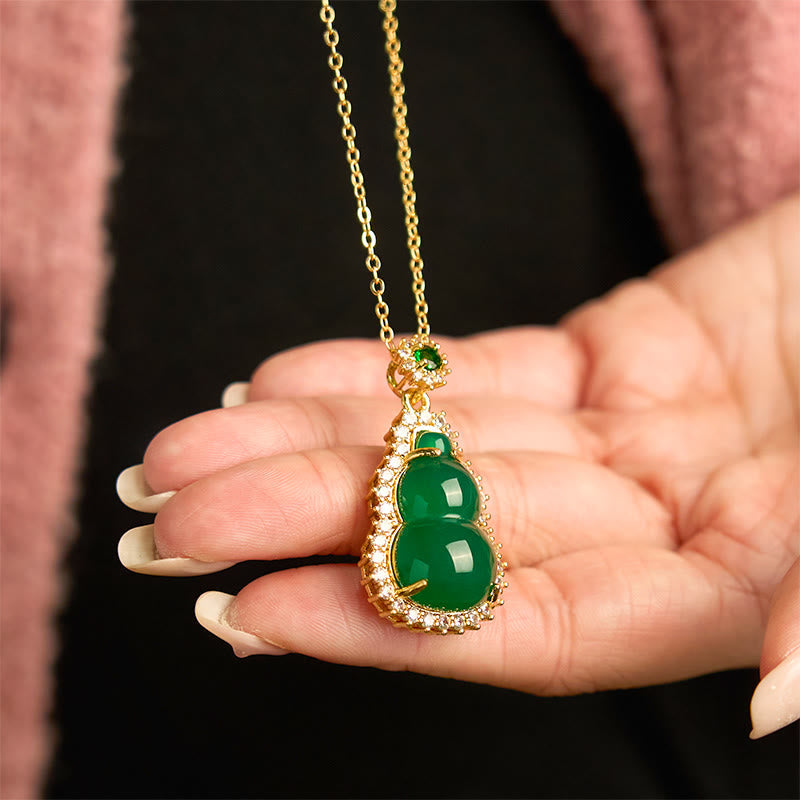 Foviel Green Chalcedony Gourd Pendant