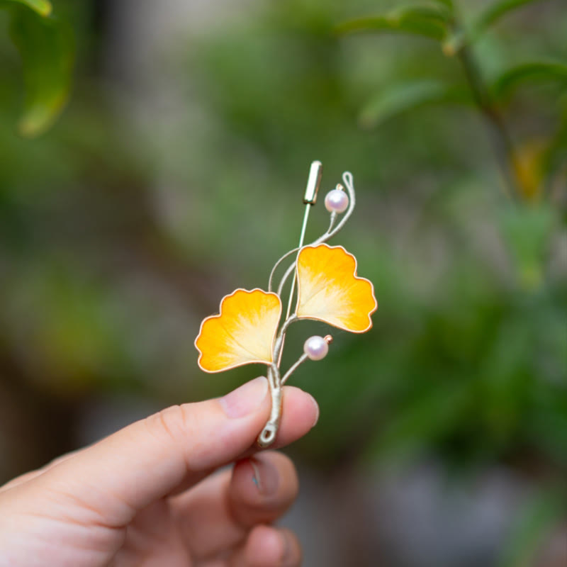 Foviel Handmade Yangzhou Velvet Flower Mulberry Silk Ginkgo Leaf Brooch