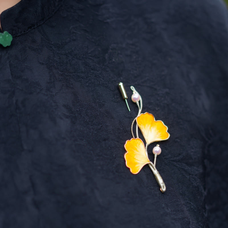 Foviel Handmade Yangzhou Velvet Flower Mulberry Silk Ginkgo Leaf Brooch