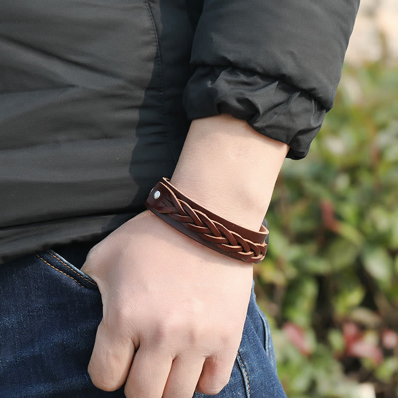 Bracelet Foviel tressé vintage en cuir avec boucle réglable renforcée
