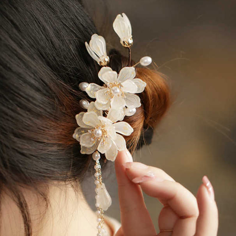 Barrette à cheveux classique Foviel avec pompon magnolia