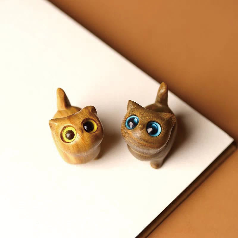 Foviel Green Sandalwood Ebony Wood Sandalwood Small Leaf Red Sandalwood Mini Lucky Cat Peace Decoration