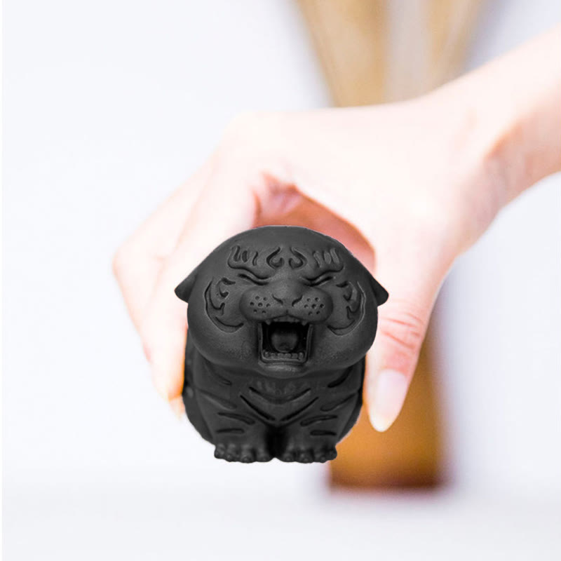 Foviel Mini Statue de tigre mignon en résine coulée pour décoration intérieure contre la rouille et la poudre de fer