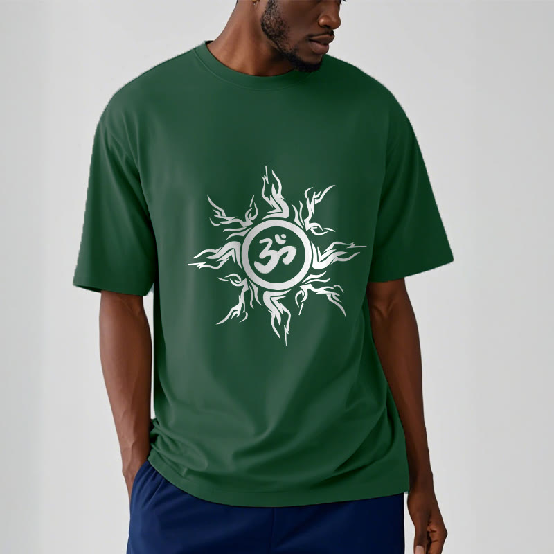 T-shirt en coton à motif soleil rayonnant Foviel entourant un symbole Om