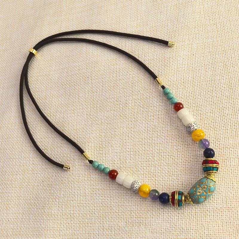 Pendentif de collier équilibre Foviel, perles de turquoise tibétaines faites à la main