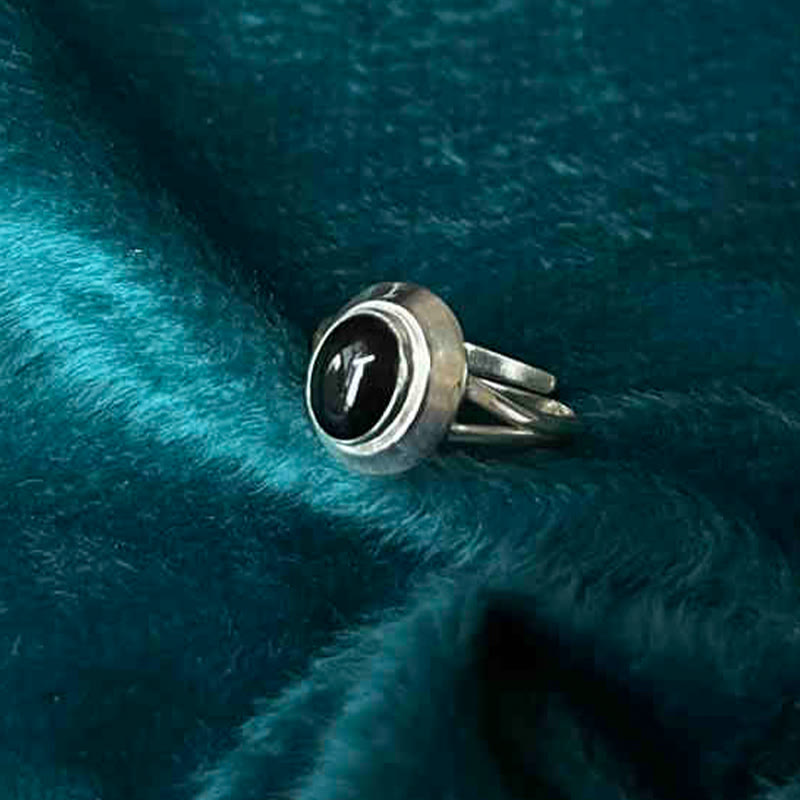 Bague ajustable Foviel en argent sterling 925 fait main avec onyx noir porte-bonheur