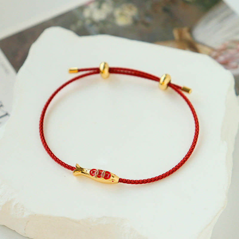 Bracelet de richesse Foviel en laiton avec cordon rouge et motif de poisson koï