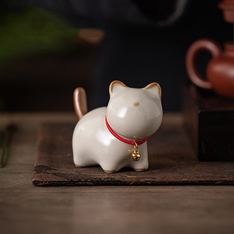 Figurine décorative en céramique Foviel, chat chanceux mignon debout avec grelot et cordon rouge
