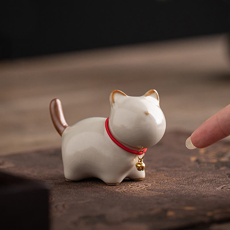 Figurine décorative en céramique Foviel, chat chanceux mignon debout avec grelot et cordon rouge