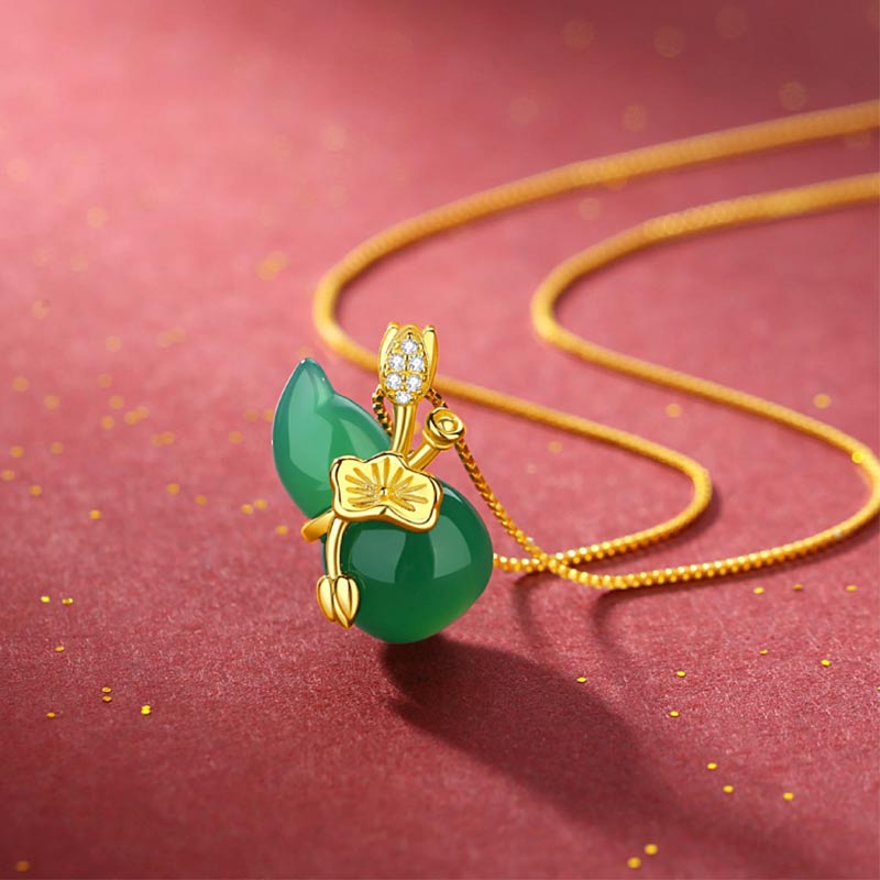 Collier pendentif Foviel en jade cyan en forme de gourde et feuille de lotus, symbole d'abondance