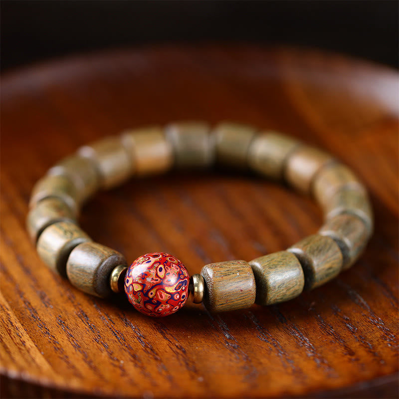 Foviel Natürliches grünes Sandelholz Kleines Blatt rotes Sandelholz Lack Perle Peace Armband
