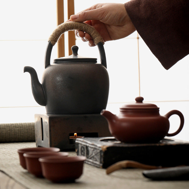 Buddha Stones Retro Brown Chinese Gongfu Tea Ceramic Kung Fu Teapot 700ml With Base Teapot BS 16