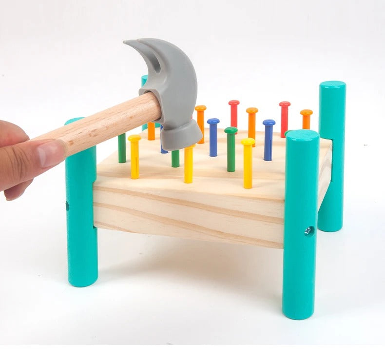 Fidtoy Interactive Nailing Wooden Table Activity Hammering Bench with Pegs and Hammer for Kids Fine Motor Play