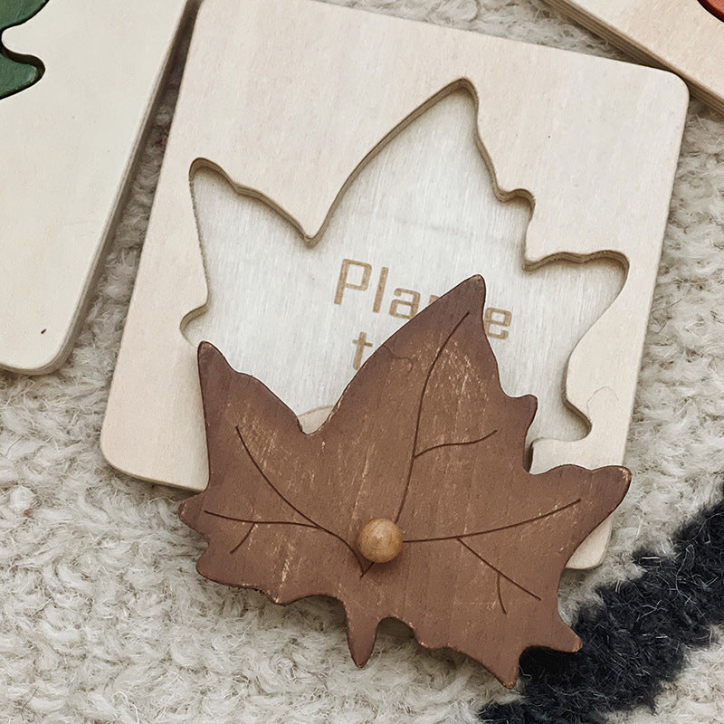 Puzzles à chevilles Montessori feuilles