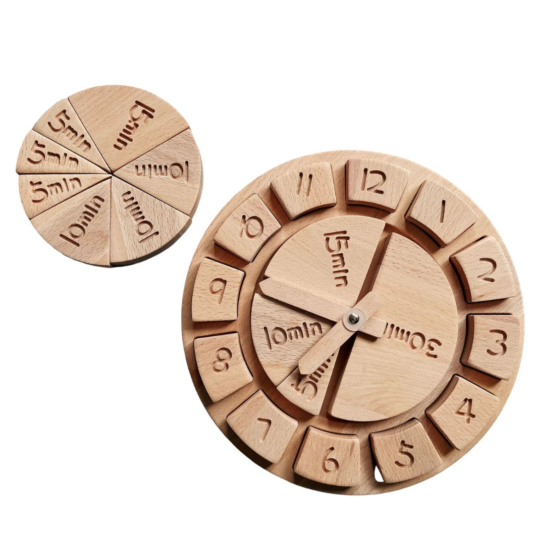 Reloj de madera con cuentas de haya y números de madera