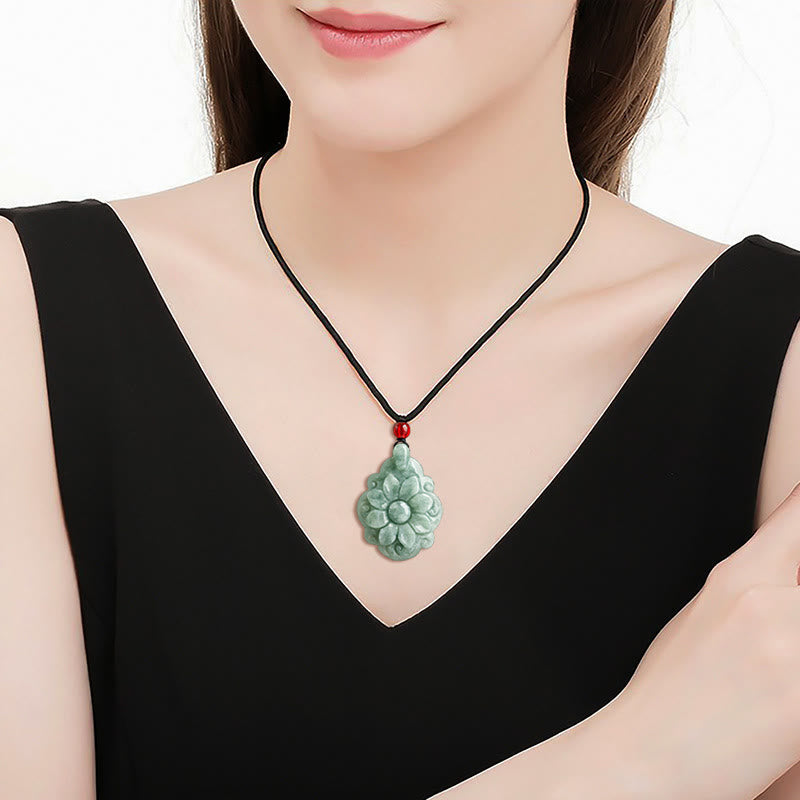 Buddha Stones Natural Jade Kalanchoe blossfeldiana Flower Pattern Luck Necklace Pendant Necklaces & Pendants BS 6