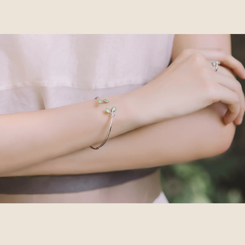 Foviel Leaf Pattern Cat Eye Support Cuff Bracelet Bangle