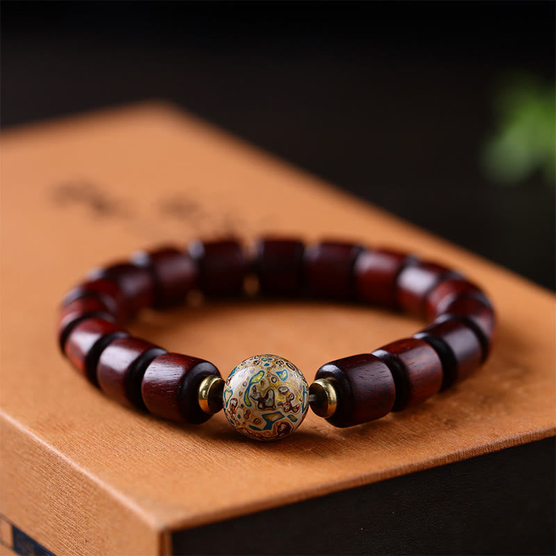 Foviel Natürliches grünes Sandelholz Kleines Blatt rotes Sandelholz Lack Perle Peace Armband