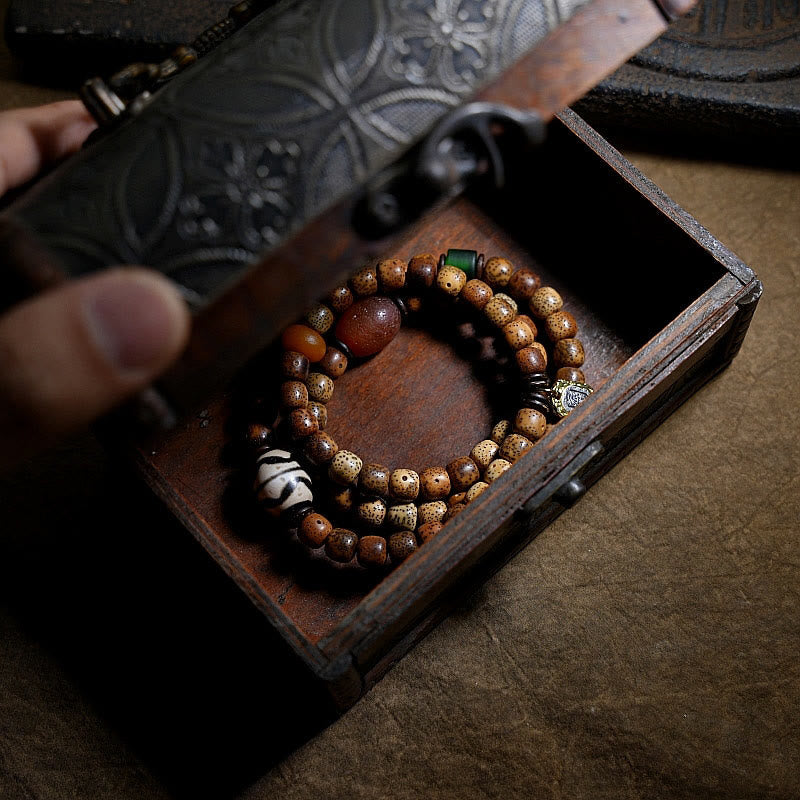 Buddha Stones Tibetan Bodhi Seed Amber Dzi Bead Agate Zakiram Goddess of Wealth Beads Triple Wrap Bracelet Bracelet BS 15
