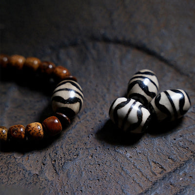 Buddha Stones Tibetan Bodhi Seed Amber Dzi Bead Agate Zakiram Goddess of Wealth Beads Triple Wrap Bracelet Bracelet BS 8