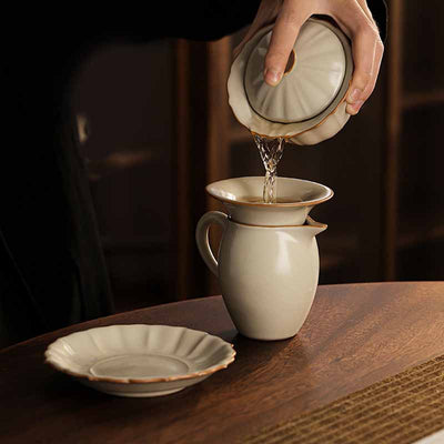 Buddha Stones Beige Plum Blossom Shape Peach Branch Ceramic Gaiwan Sancai Teacup Kung Fu Tea Cup With Lid Cup BS 12