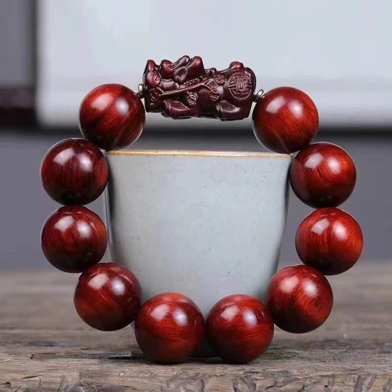 Bracelet de protection PiXiu en bois de santal rouge à petites feuilles Foviel