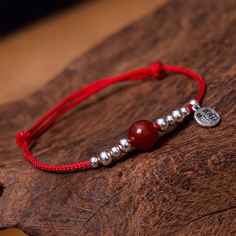 Bracelet Foviel tressé ultra-fin en corde rouge avec caractère « Fu » en argent sterling 925 fait main et agate rouge