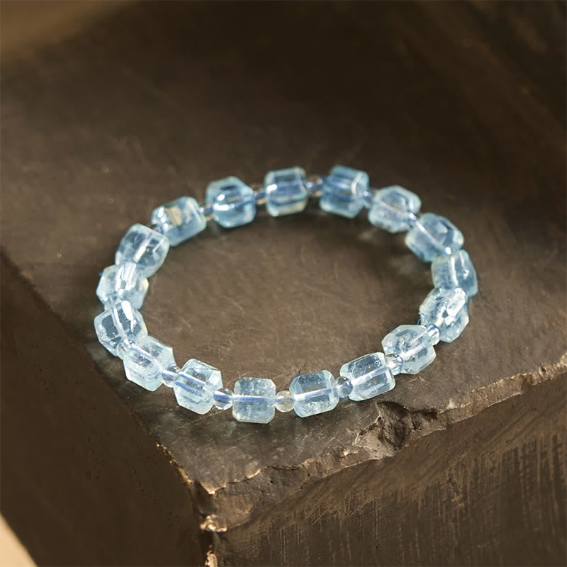 Bracelet Foviel en topaze bleue clair