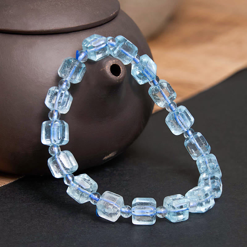 Bracelet Foviel en topaze bleue clair