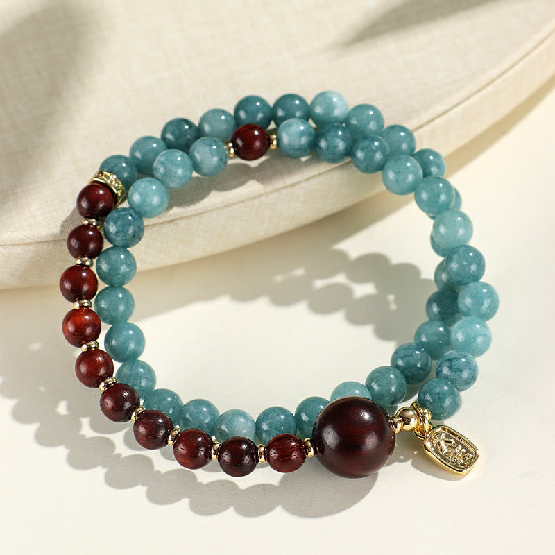 Bracelet double tour Foviel en calcédoine bleue, bois de santal vert et bois de santal rouge à petites feuilles pour l'équilibre émotionnel