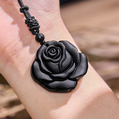 Collier pendentif de purification rose noire en obsidienne noire Foviel