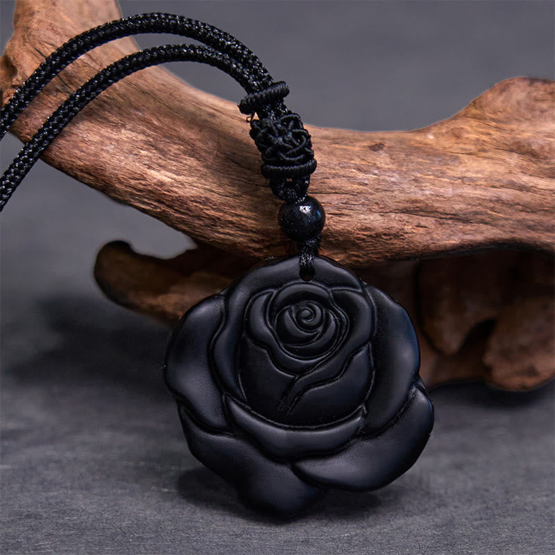 Collier pendentif de purification rose noire en obsidienne noire Foviel