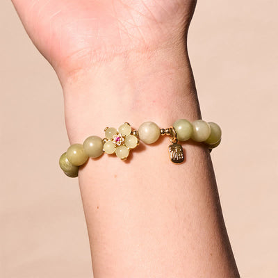 Bracelet porte-bonheur Foviel en jade vert avec motif floral et caractère Fu