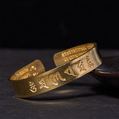 Foviel Sechs wahre Worte "om Mani Padme Hum" Herz Sutra Kupfer Messing Innenfriedens-Armband Armreif