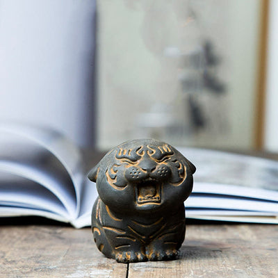 Foviel Mini Statue de tigre mignon en résine coulée pour décoration intérieure contre la rouille et la poudre de fer
