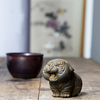 Foviel Mini Statue de tigre mignon en résine coulée pour décoration intérieure contre la rouille et la poudre de fer