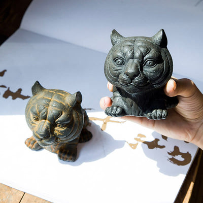 Buddha Stones Handmade Small Lovely Tiger Iron Powder Rust Cast Resin Statue Home Decoration Decorations BS 13