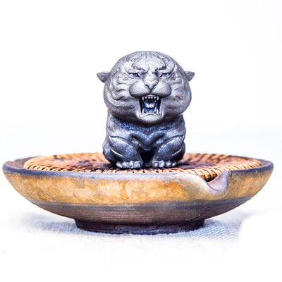 Buddha Stones Handmade Mini Roaring Tiger Iron Powder Rust Cast Resin Statue Home Decoration Decorations BS 18