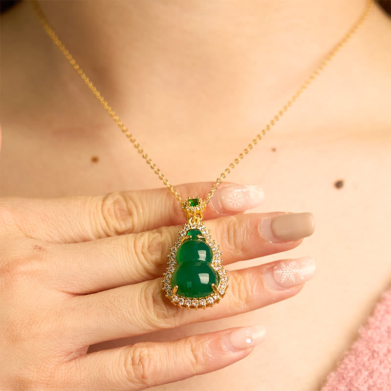 Foviel Green Chalcedony Gourd Pendant