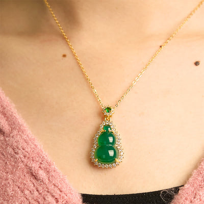 Foviel Green Chalcedony Gourd Pendant